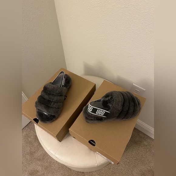 Ugg fluff yeah slide in charcoal - Picture 8 of 10
